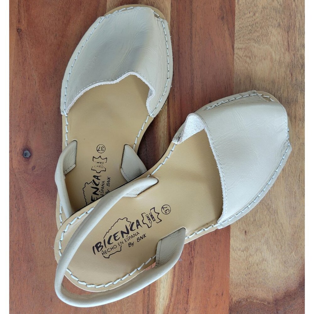 Ibicenca  Leather Slingback Flat Sandals EU 37/US 6.5 Made in Spain Neutral